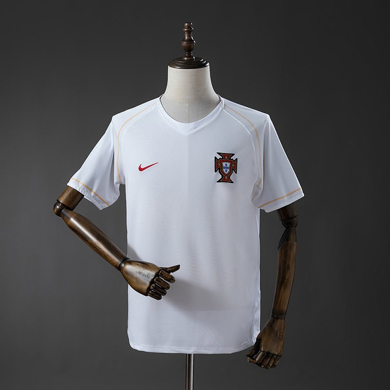 2006 Portugal Shirt real studio photo 1