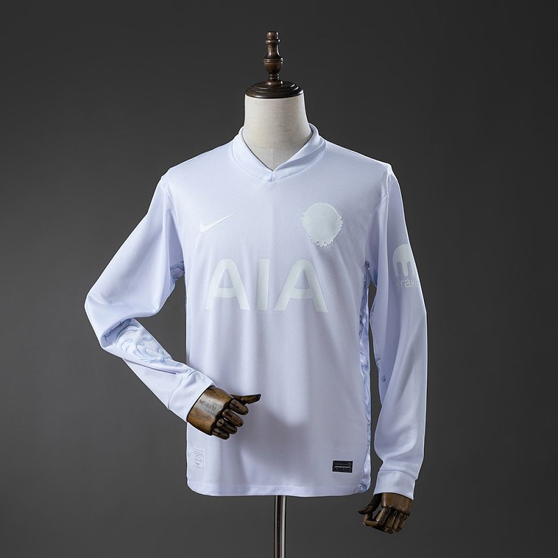 Tottenham Hotspur Shirt real studio photo 1