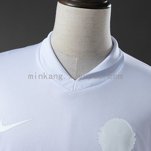 Tottenham Hotspur Shirt real studio photo 2